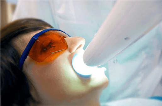 Understanding the Causes of Teeth Sensitivity Reigate
