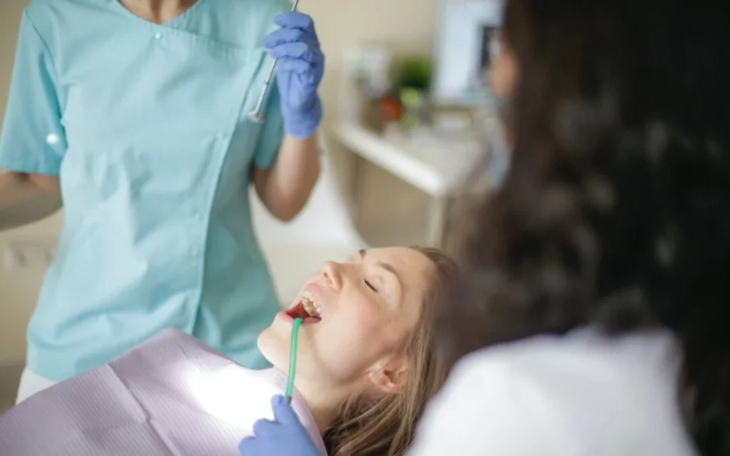 What Happens When You Don’t Produce Enough Saliva Reigate?